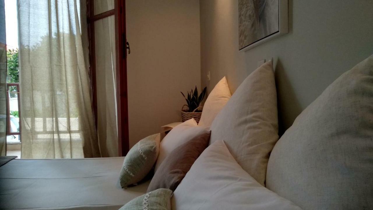 Ilaira Aparthotel Szkála Ereszú Kültér fotó